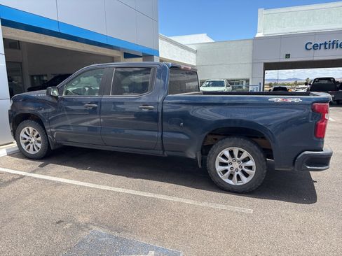 Used 2021 Chevrolet Silverado 1500 Custom AWD/4WD image 10