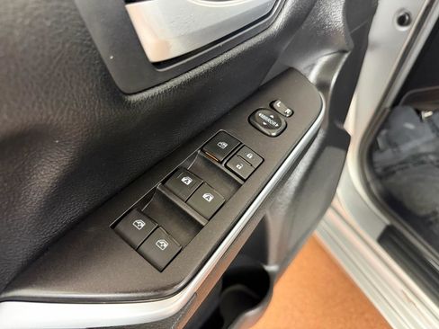Used 2017 Toyota Camry LE FWD image 15