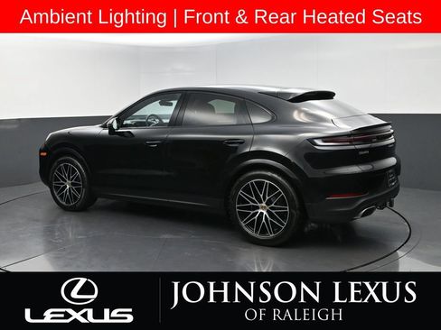 Used 2024 Porsche Cayenne Coupe AWD/4WD image 7