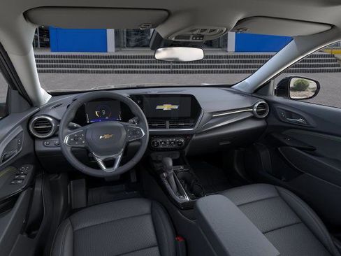 New 2026 Chevrolet Trax ACTIV w/ Sunroof Package image 39