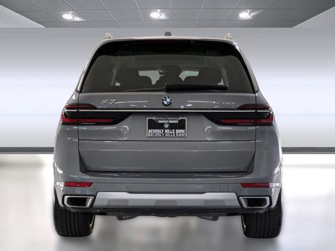 Used 2023 BMW X7 xDrive40i w/ Premium Package image 9