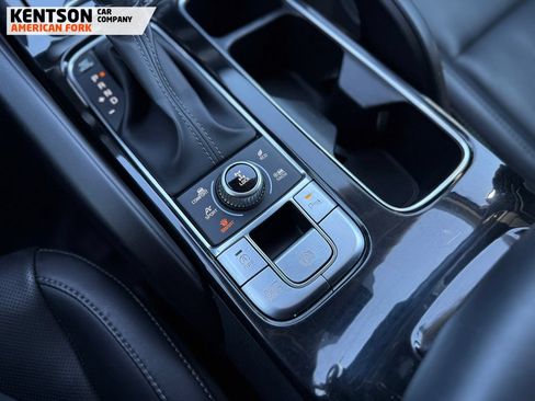 Used 2025 Kia Telluride S AWD/4WD image 21
