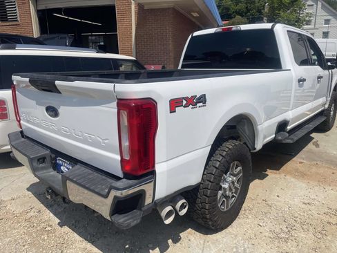 Used 2025 Ford F250 XLT w/ FX4 Off-Road Package AWD/4WD image 10