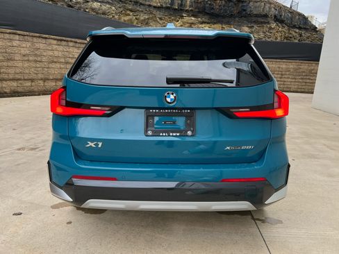 Used 2025 BMW X1 xDrive28i w/ Convenience Package image 4