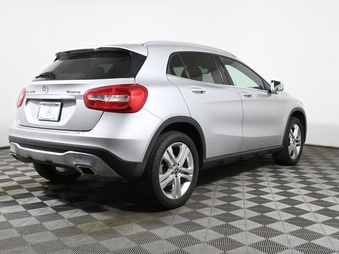 Used 2018 Mercedes-Benz GLA 250 4MATIC image 7