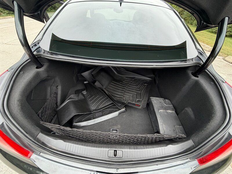 Used 2012 Buick Regal Leather FWD image 9