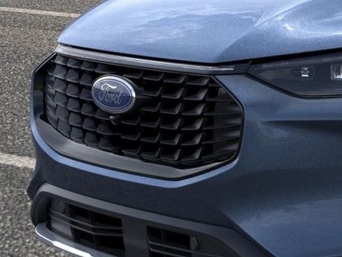 New 2025 Ford Escape SE w/ PHEV Premium Package FWD image 17