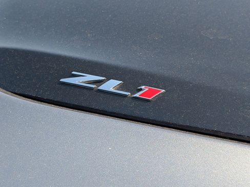 Used 2021 Chevrolet Camaro ZL1 RWD image 6