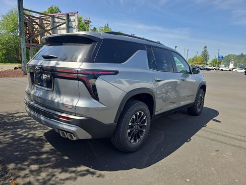 New 2026 Chevrolet Traverse Z71 w/ LPO, Floor Liner Package AWD/4WD image 2