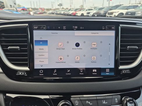 Used 2026 Chrysler Pacifica Select FWD image 35