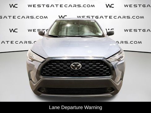 Used 2022 Toyota Corolla Cross L image 4