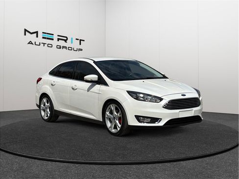 Used 2015 Ford Focus Titanium image 1