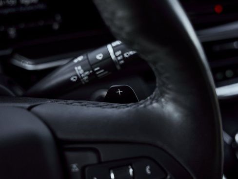 Used 2023 Cadillac Escalade ESV Sport w/ LPO, ONYX Package image 64