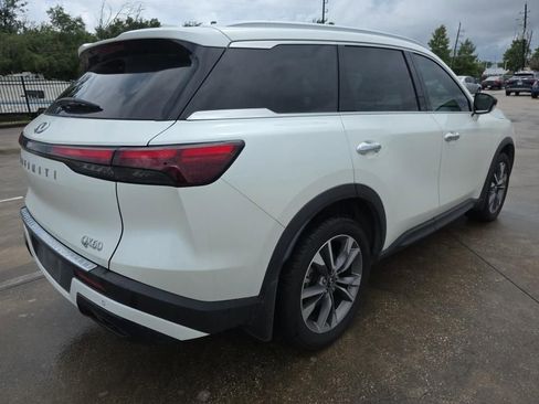 Used 2023 INFINITI QX60 Luxe w/ Vision Package FWD image 9