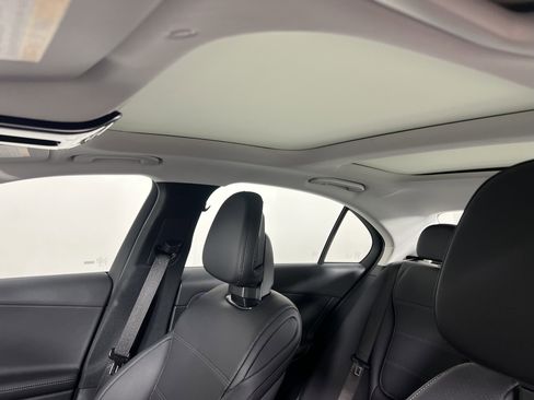 New 2026 Mercedes-Benz C 300 4MATIC Sedan image 19