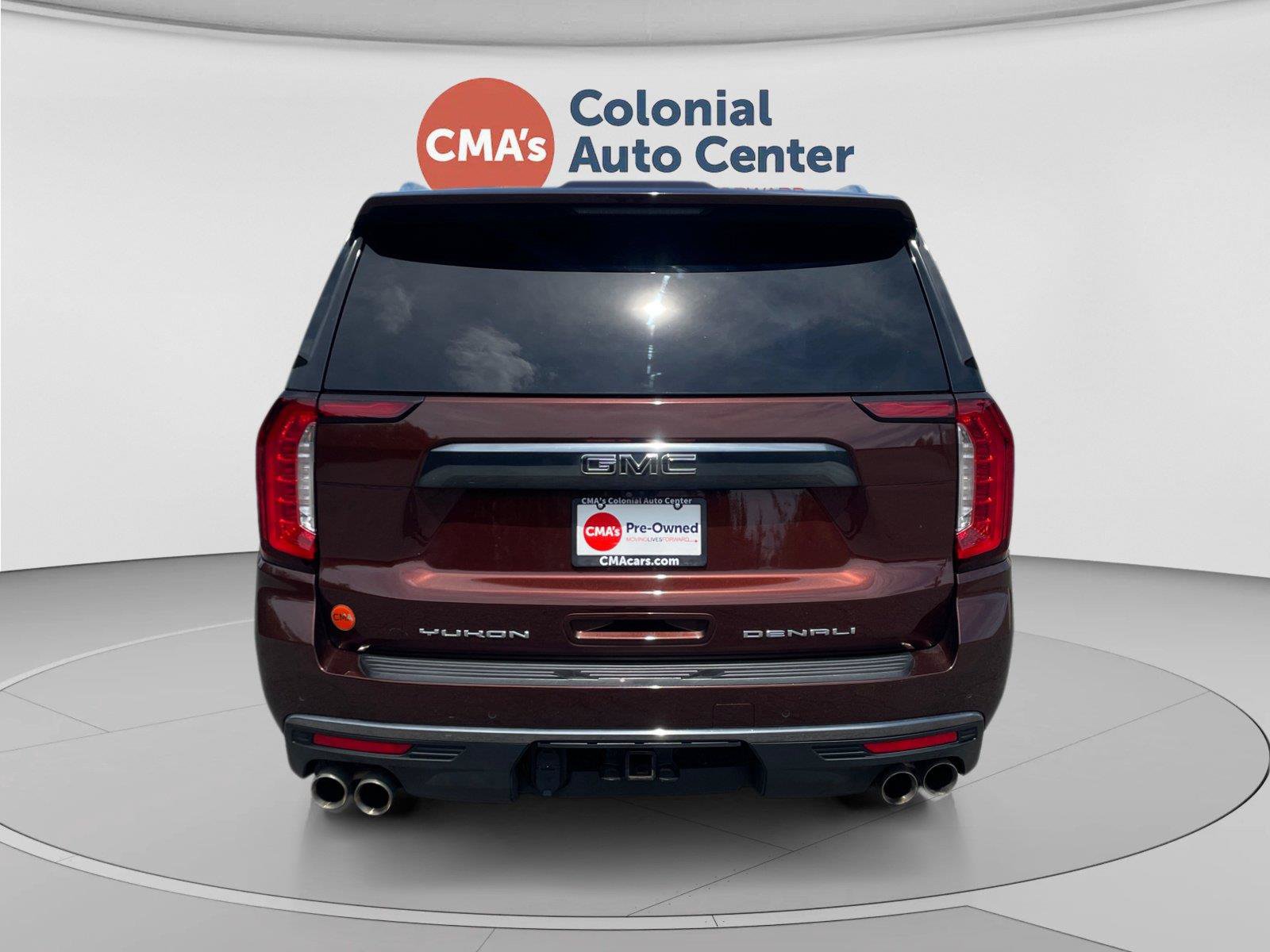 Used 2023 GMC Yukon XL Denali Ultimate AWD/4WD image 4