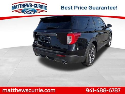 Certified 2023 Ford Explorer XLT w/ Equipment Group 202A image 4