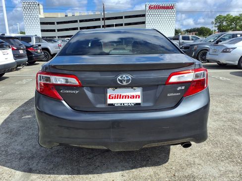 Used 2013 Toyota Camry SE FWD image 22