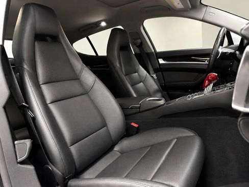 Used 2014 Porsche Panamera S RWD image 22