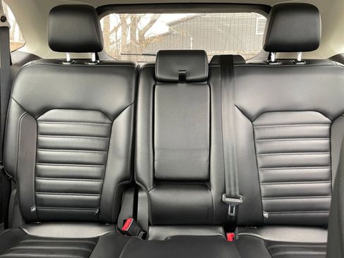 Used 2024 Ford Edge SEL image 38