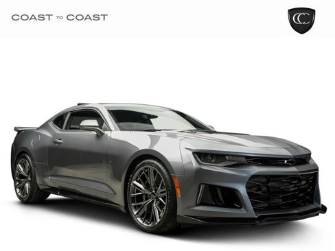 Used 2022 Chevrolet Camaro ZL1 RWD image 1