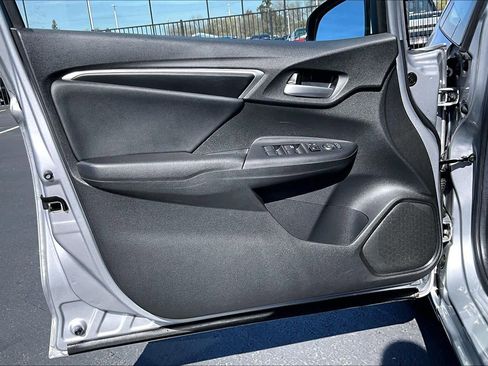 Used 2017 Honda Fit EX-L image 26