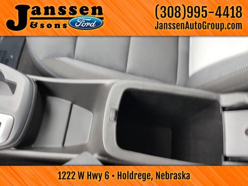 Used 2025 Chevrolet Trax LS image 30