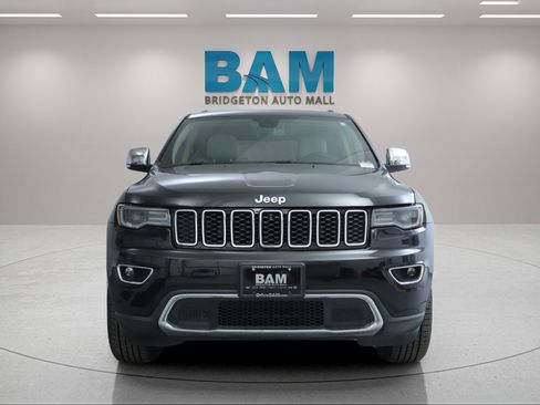 Used 2021 Jeep Grand Cherokee Limited w/ Premium Lighting Group AWD/4WD image 2