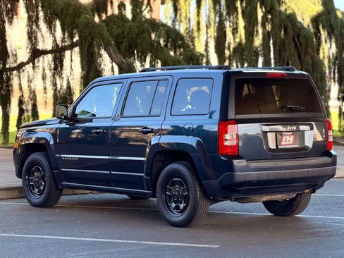 Used 2014 Jeep Patriot Sport w/ Power Value Group image 6