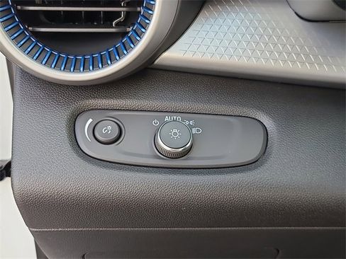 New 2026 Chevrolet Trax LS image 24