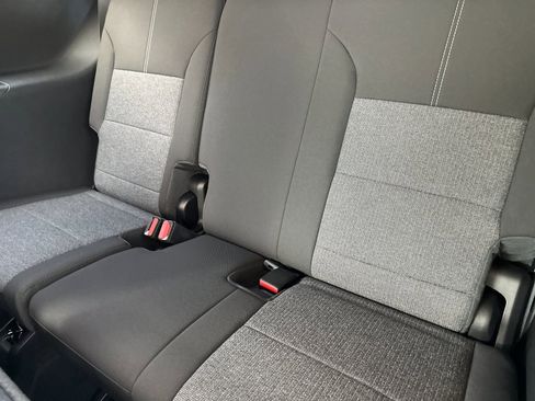 New 2026 GMC Acadia Elevation image 15