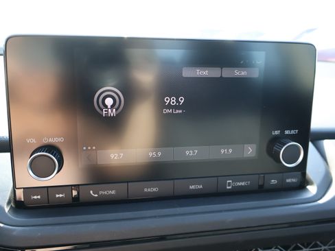 Used 2025 Honda Accord SE image 28