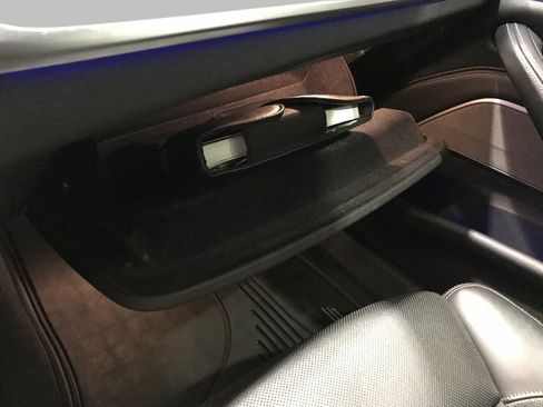 Used 2019 BMW M550i xDrive w/ Premium Package 2 image 18