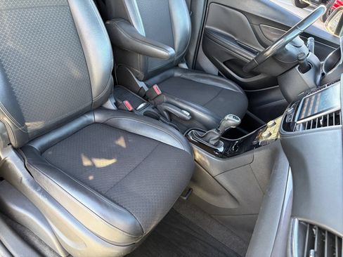 Certified 2019 Buick Encore Preferred FWD image 11