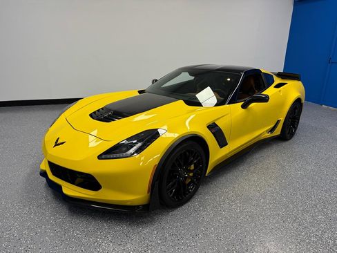 Used 2016 Chevrolet Corvette Z06 w/ 3LZ Preferred Equipment Group RWD image 28