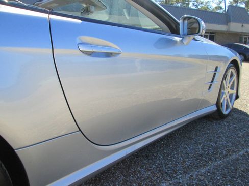 Used 2015 Mercedes-Benz SL 550 image 41