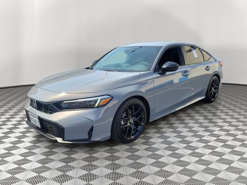 Certified 2025 Honda Civic Sport image 3