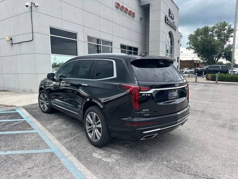 Used 2020 Cadillac XT6 Premium Luxury AWD/4WD image 4