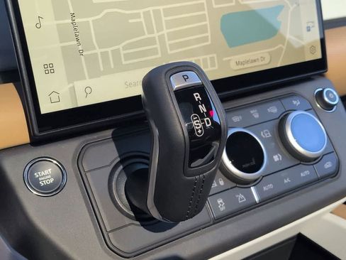 New 2026 Land Rover Defender 130 X-Dynamic SE image 36