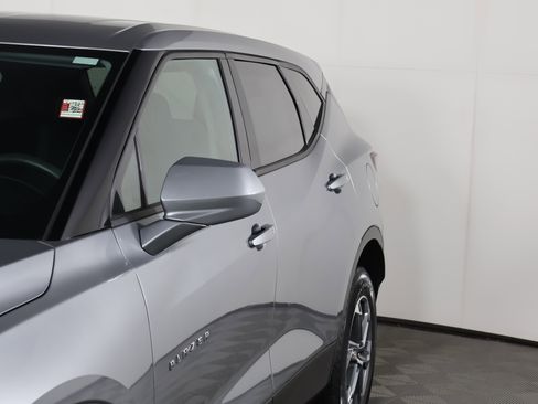 Used 2025 Chevrolet Blazer LT image 13