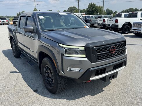 Used 2022 Nissan Frontier PRO-4X w/ Pro-4X Premium Package AWD/4WD image 4