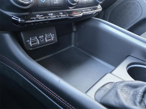 Used 2023 Dodge Durango GT image 23