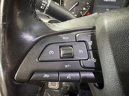 Used 2019 Cadillac XT4 Premium Luxury AWD/4WD image 30
