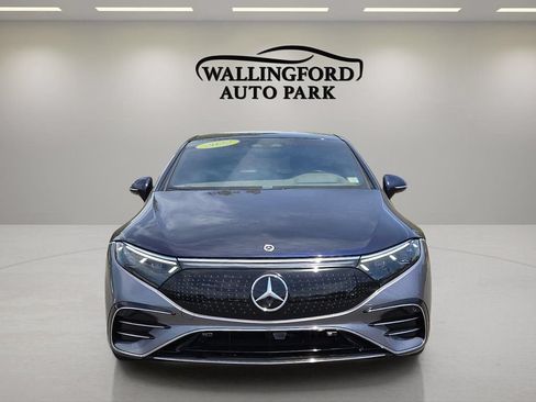 Used 2022 Mercedes-Benz EQS 580 4MATIC Sedan image 2