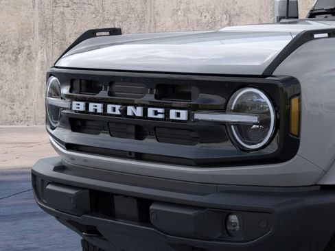 New 2026 Ford Bronco Outer Banks AWD/4WD image 19