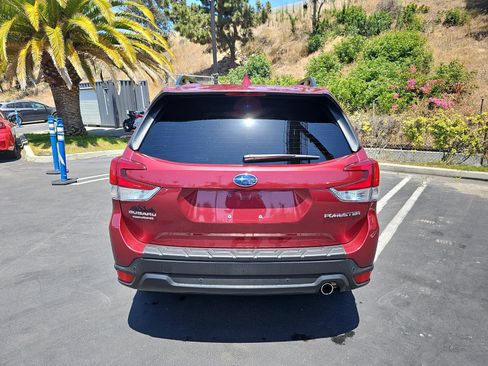 Certified 2022 Subaru Forester Limited w/ Popular Package #2 AWD/4WD image 13