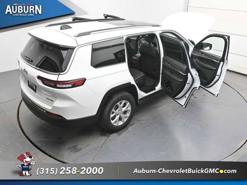 Used 2023 Jeep Grand Cherokee L Limited image 39