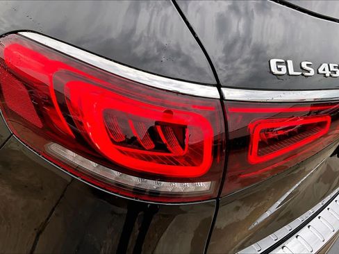 Used 2022 Mercedes-Benz GLS 450 4MATIC image 29