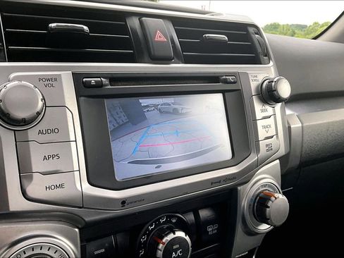 Used 2016 Toyota 4Runner SR5 Premium AWD/4WD image 12