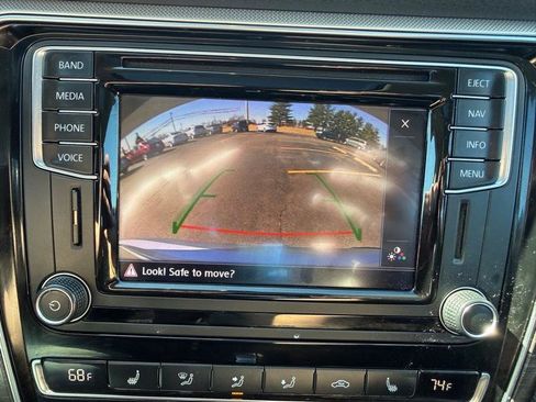 Used 2016 Volkswagen Passat 1.8T SE image 18